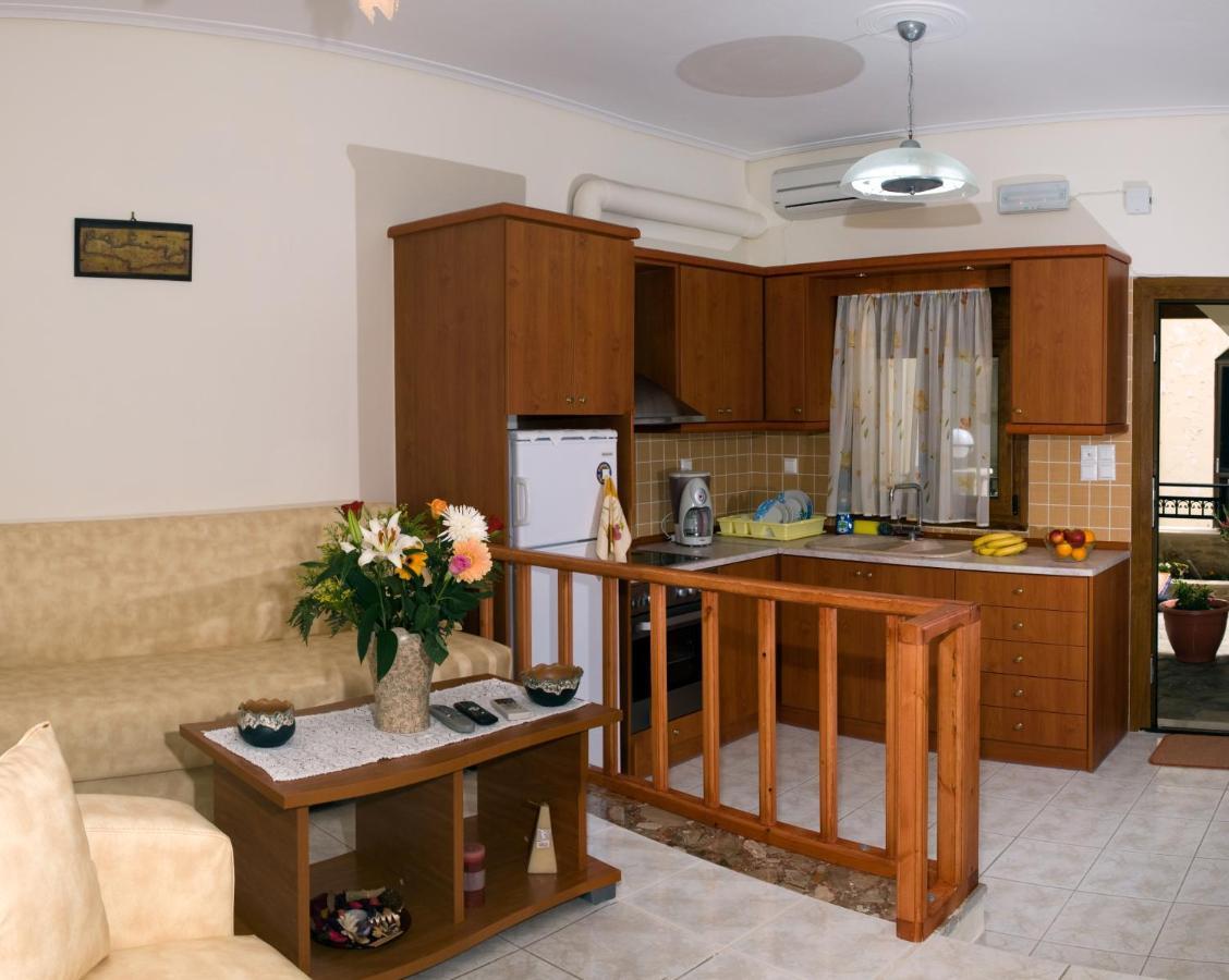 Christina Apartments Pánormos Dış mekan fotoğraf