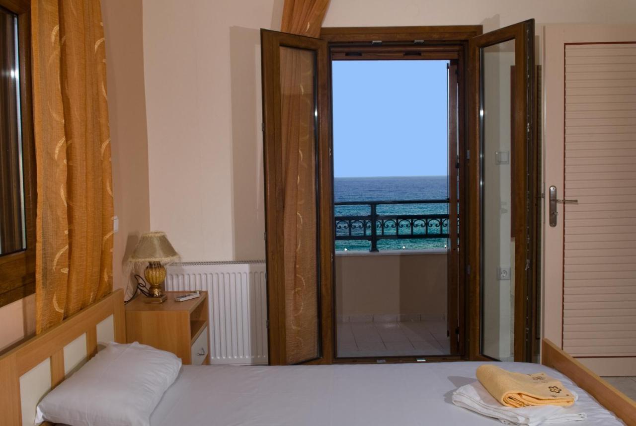 Christina Apartments Pánormos Dış mekan fotoğraf